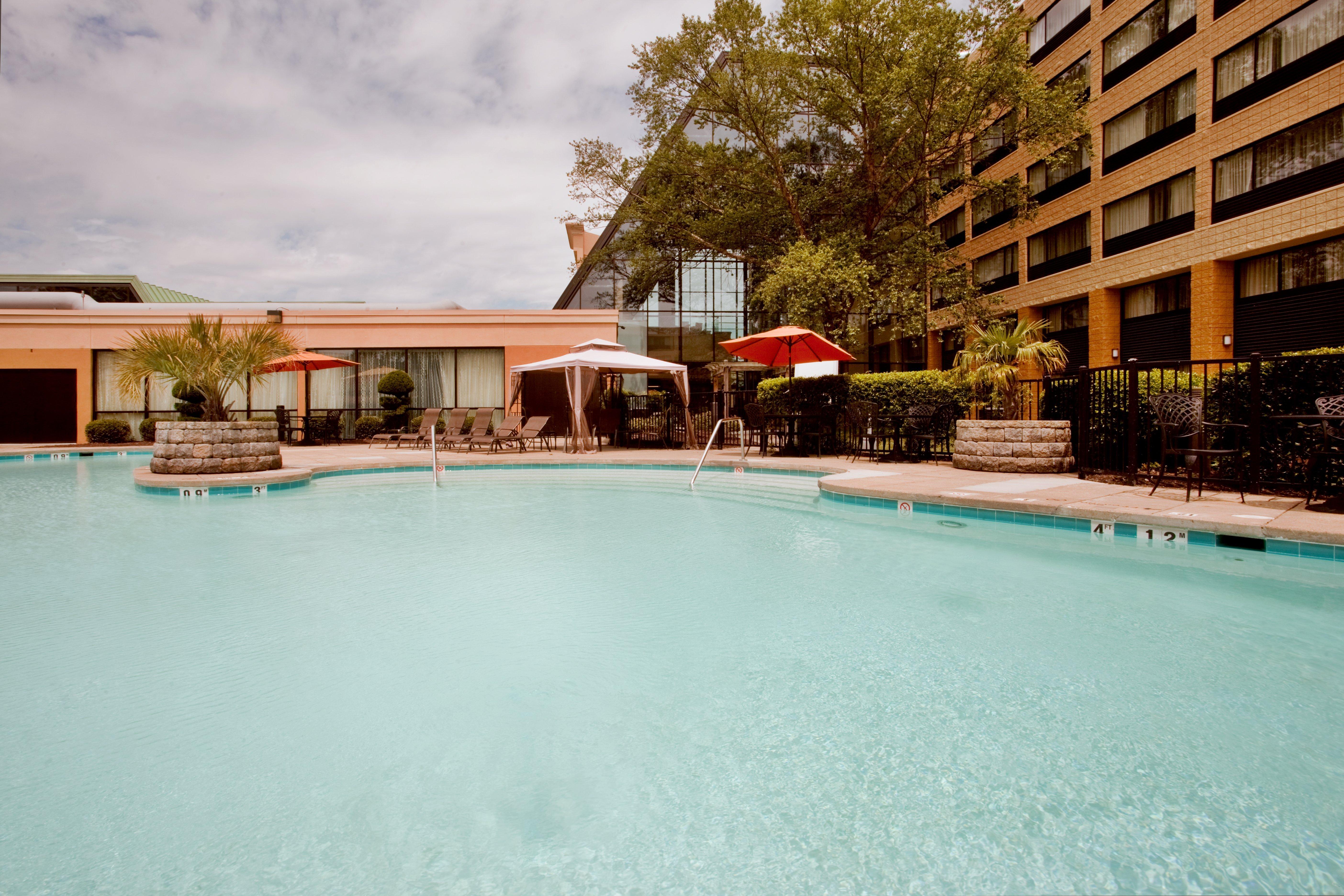 Holiday Inn Virginia Beach - Norfolk By Ihg Exterior photo