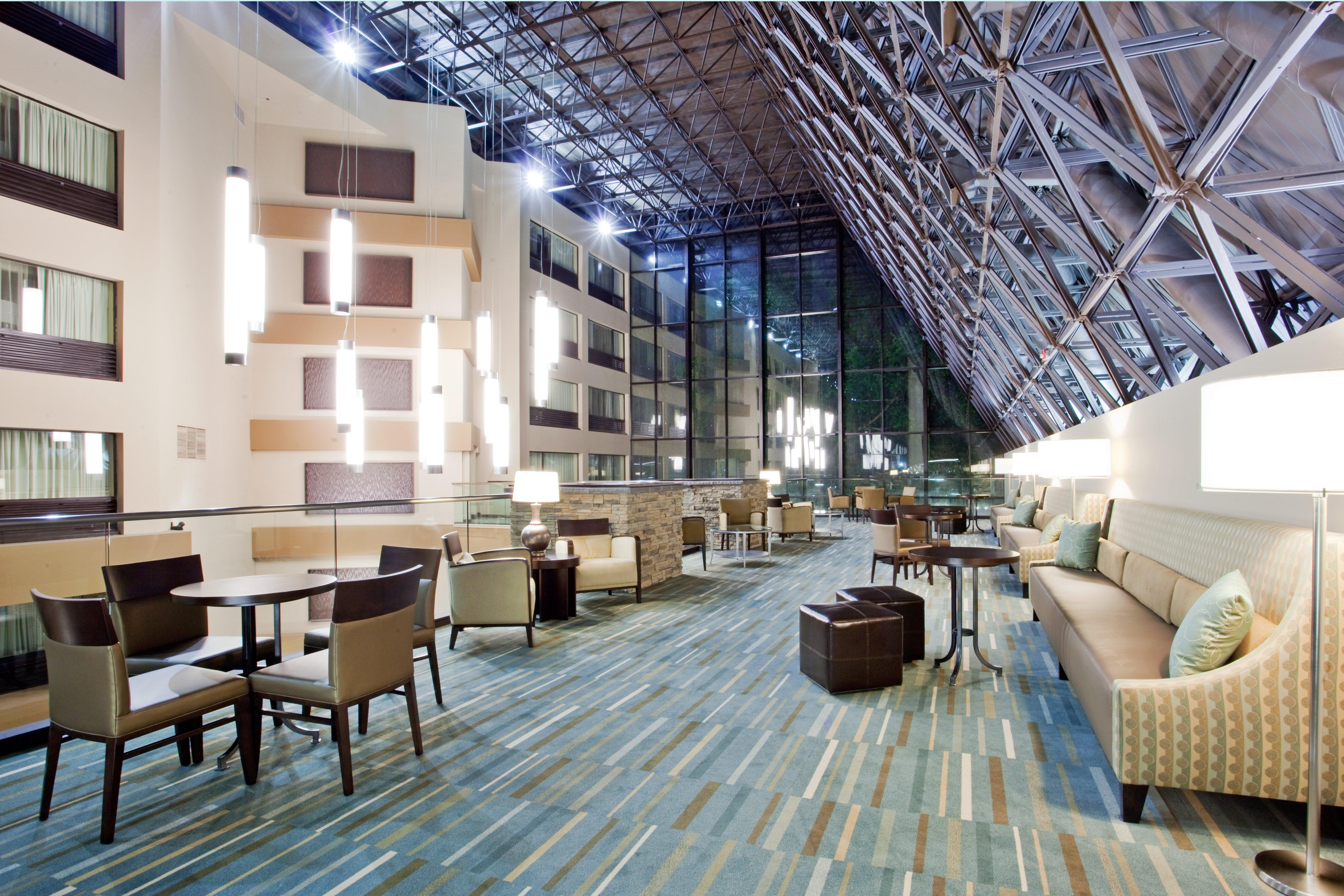 Holiday Inn Virginia Beach - Norfolk By Ihg Exterior photo